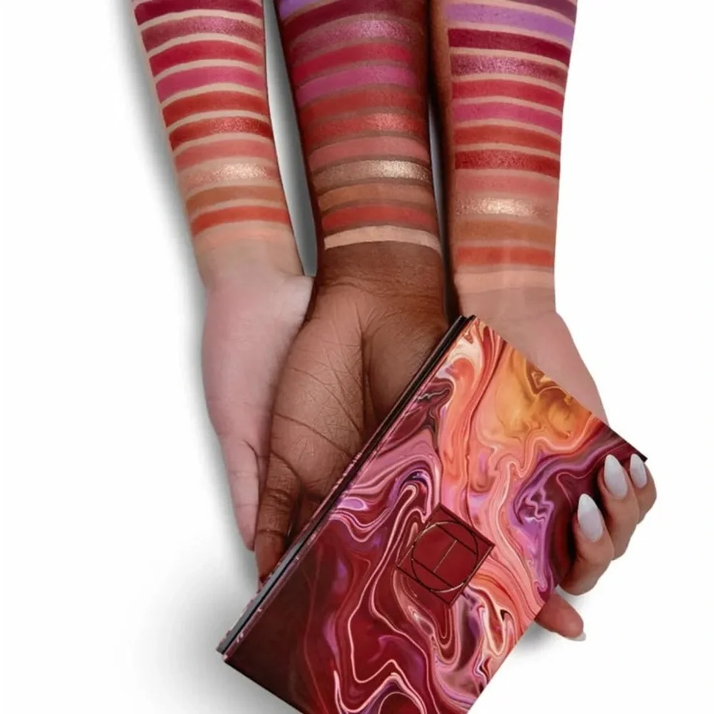 Makeup Bundle A - Picture 10 of 12
